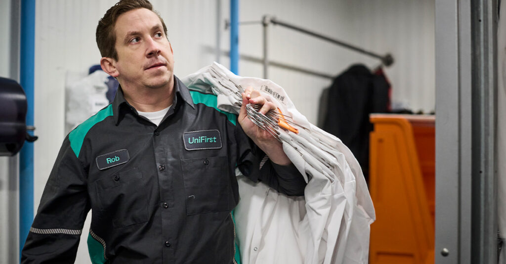 UniFirst RSR helping customer level up their rental program for better service